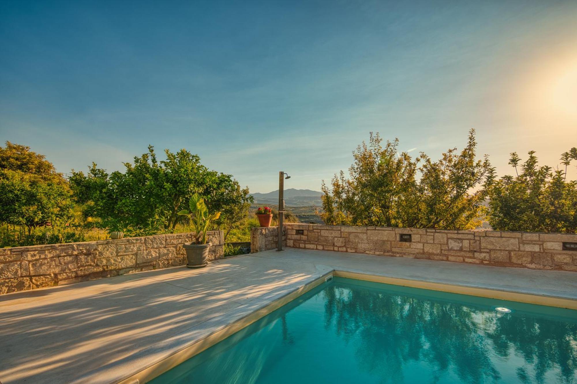 Blue Sky Villa In Crete Epano Vathia Екстериор снимка