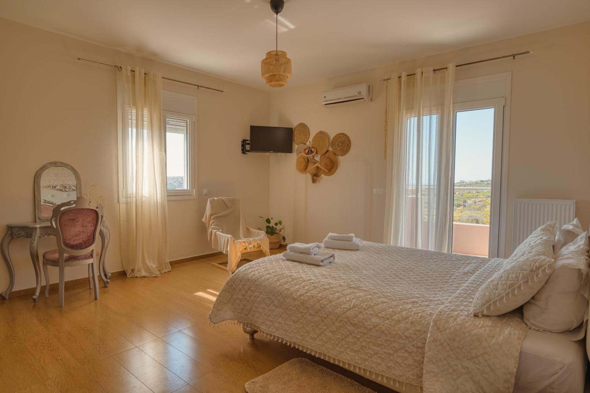 Blue Sky Villa In Crete Epano Vathia Екстериор снимка