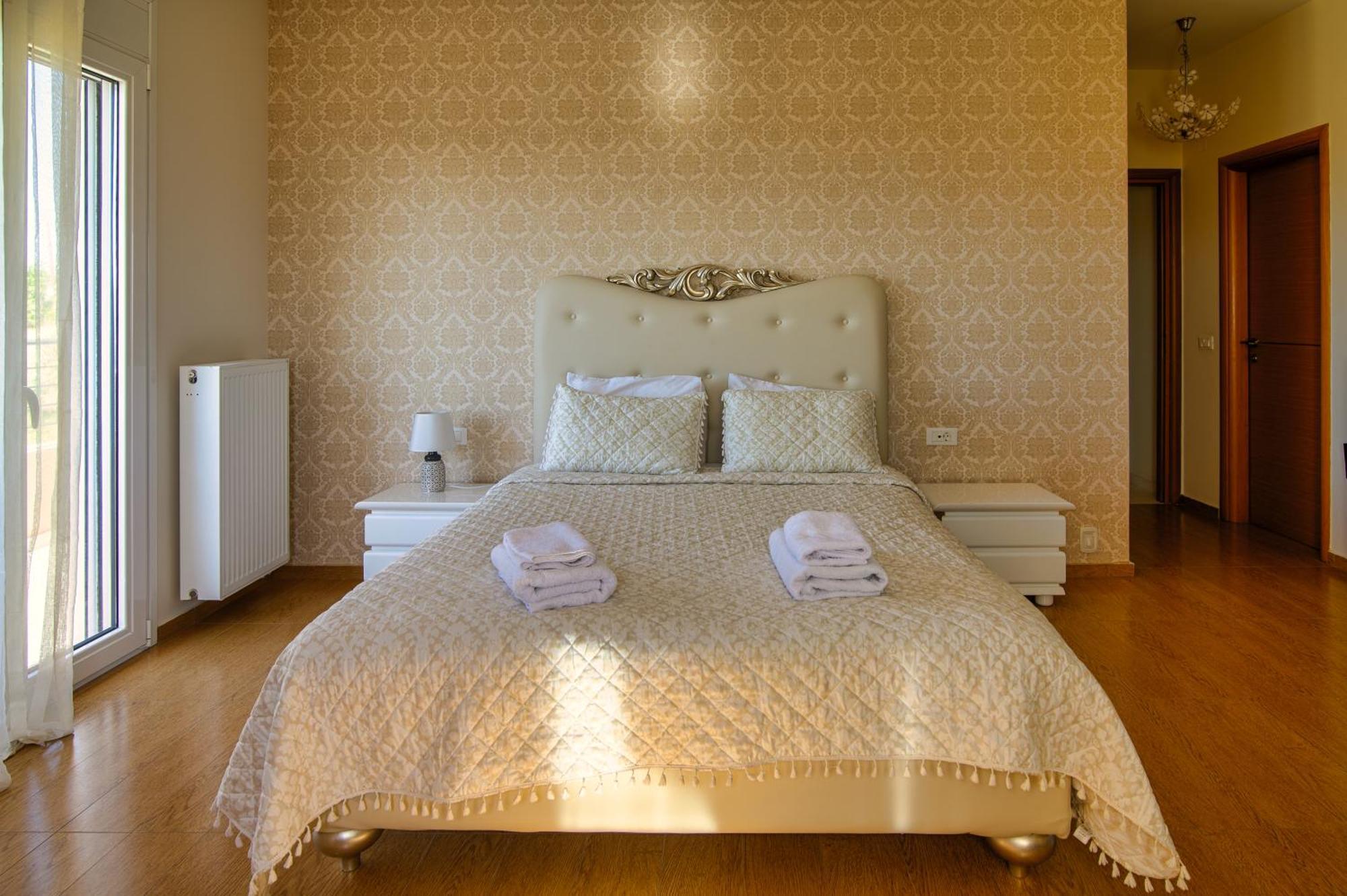 Blue Sky Villa In Crete Epano Vathia Екстериор снимка